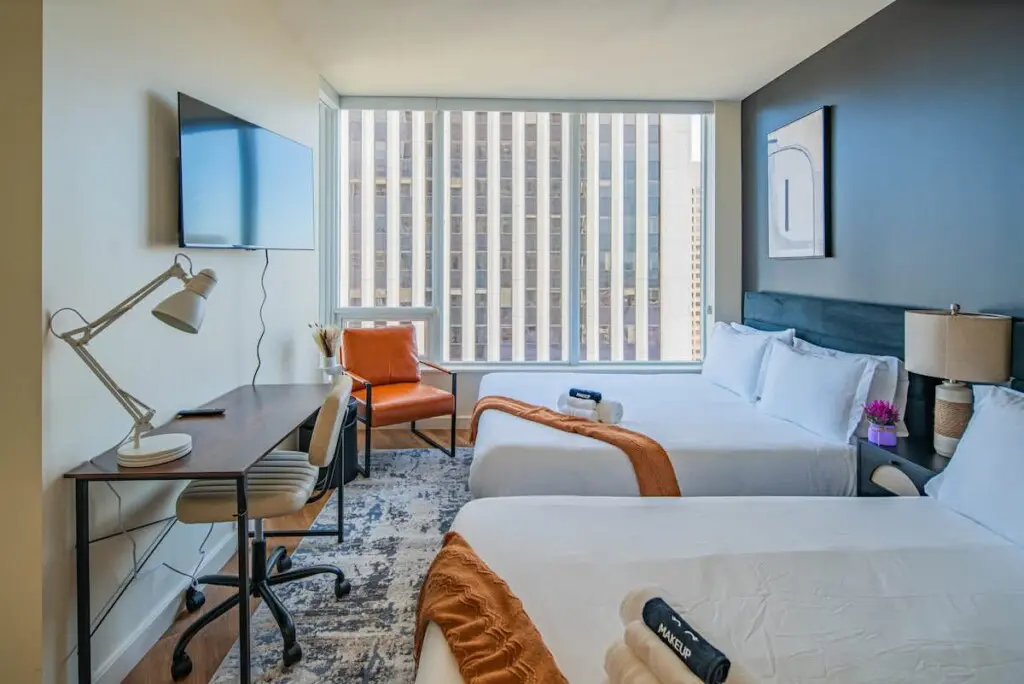 9051e158 7238 41 vofsr.jpg