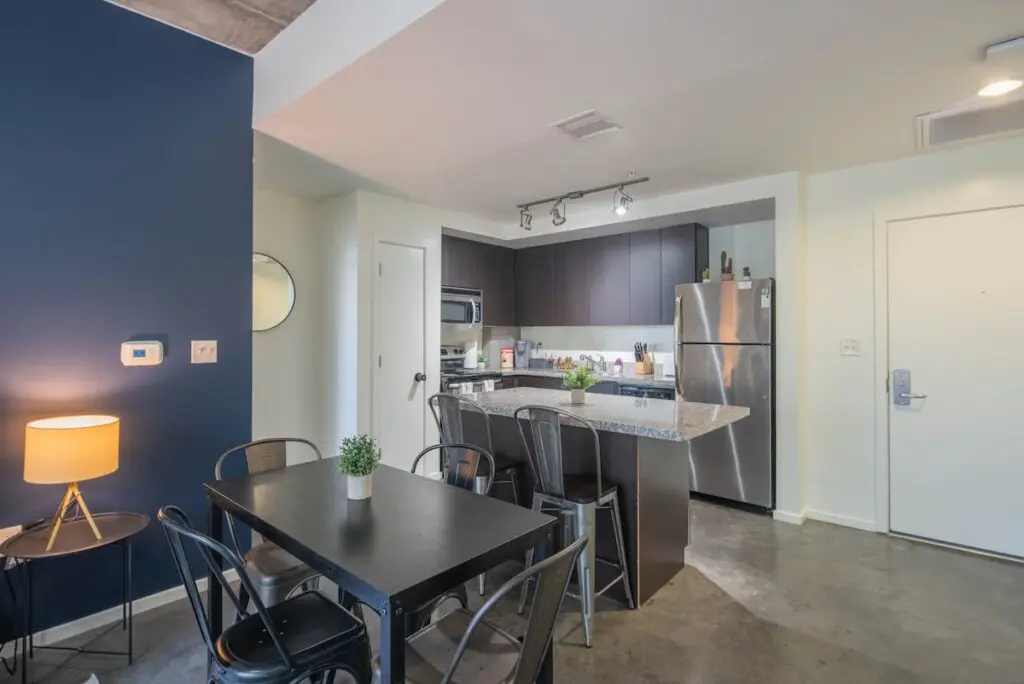 929083e4 69b9 4b vEM9c.jpg