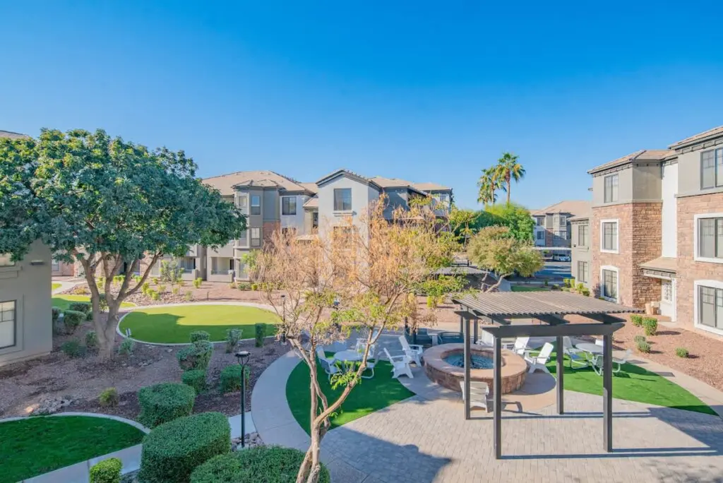 987c9fe3 5c0b 40 DhZRd.jpg