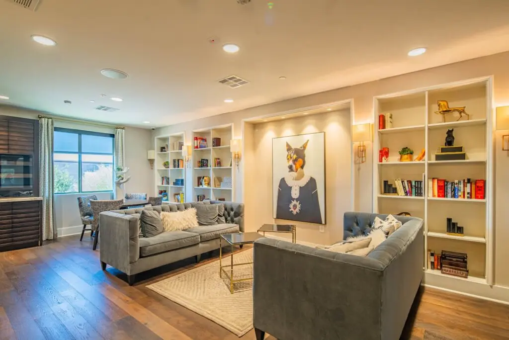 99a4dd0b 221e 48 gt6up.jpg