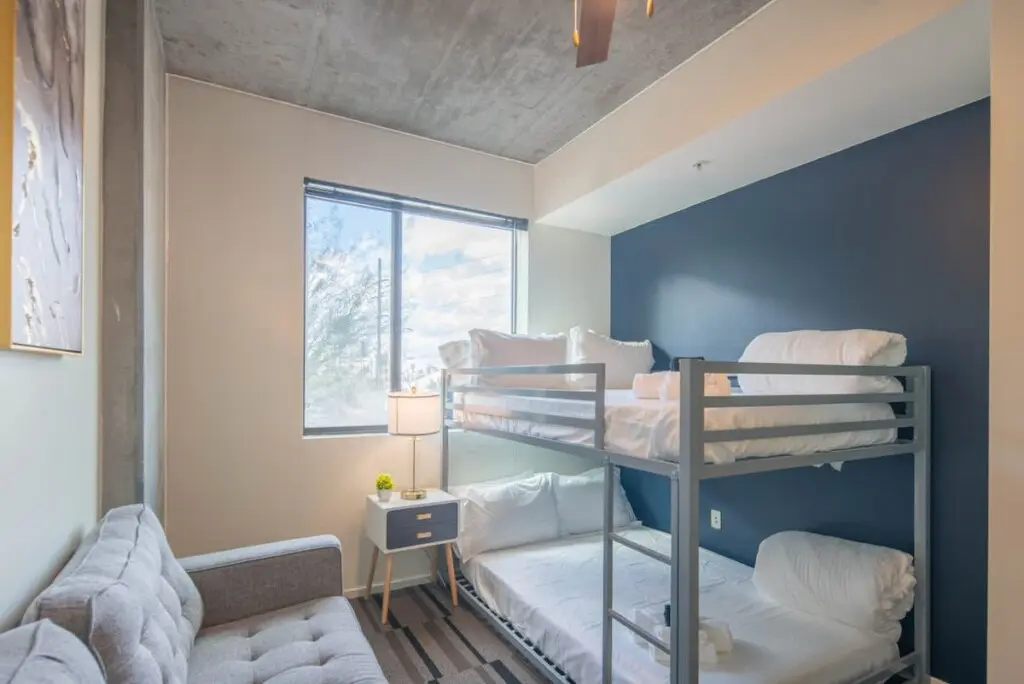 a14d9dd9 8b0f 49 GnsmL.jpg