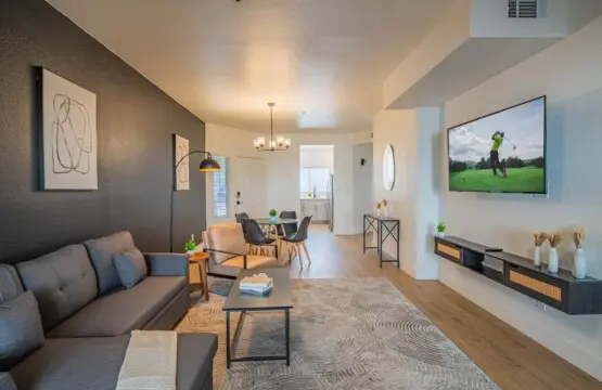 a30f2cea da0c 47 mbj U.jpg