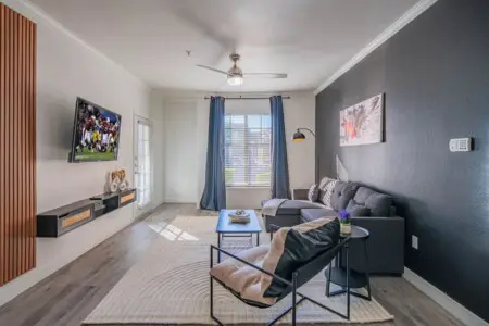 a4aacdda 4d4a 49 Gkxq0.jpg