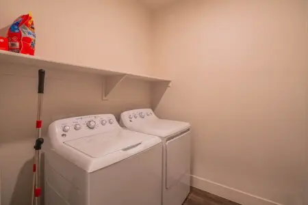 a610cb3e afa8 46 4kqye.jpg