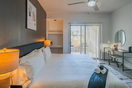 a63ee683 2902 43 vDy8r.jpg