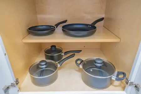 a92034c8 a2dc 44 GmcB .jpg