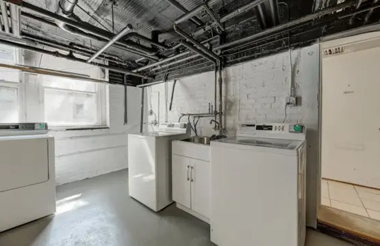 aa029404 f094 43 rGuPZ.jpg