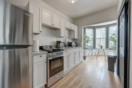 b108ec0d e819 43 3jmnq.jpg