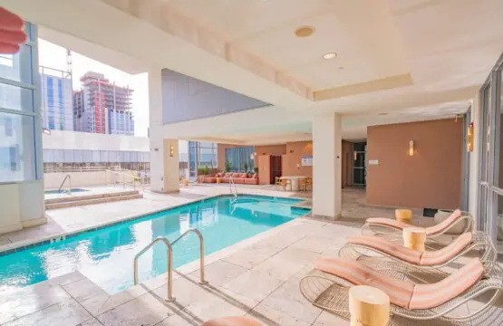 b1f080db 51fe 40 Fg54n.jpg