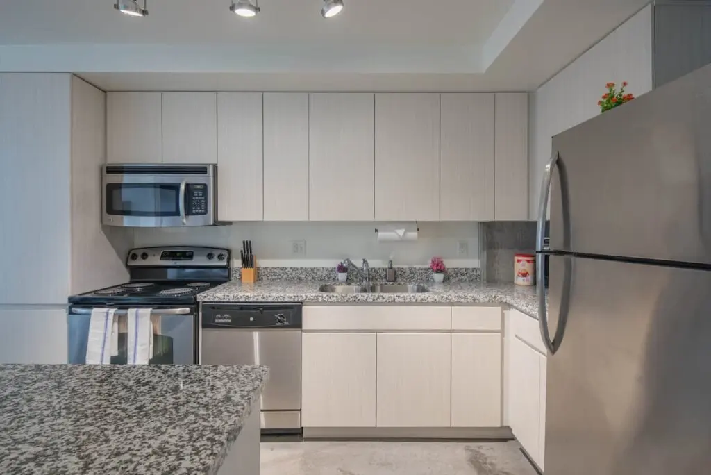 b3655c50 b617 41 8w5 m.jpg