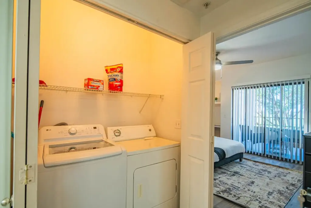 b54426b9 ed0f 41 yVlu8.jpg