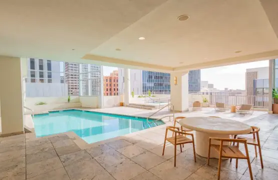 c07d165f 272b 4a 8 vE1.jpg