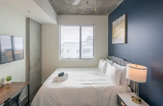 cd7cf8b7 b7b5 40 FApFM.jpg