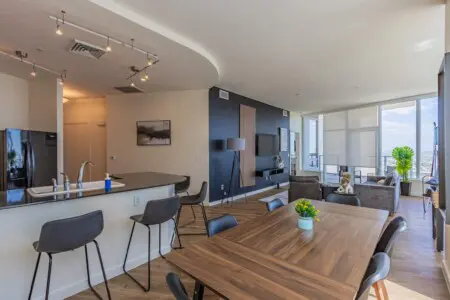 cfc133a5 f1b8 48 6e 2F.jpg