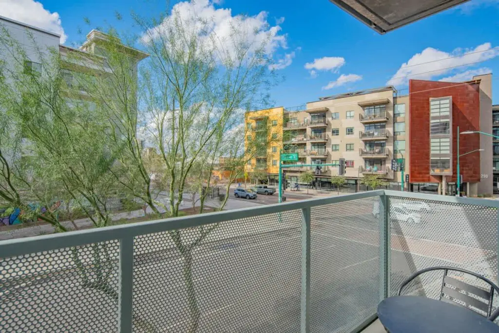 d2f5949d 5924 4a zG421.jpg