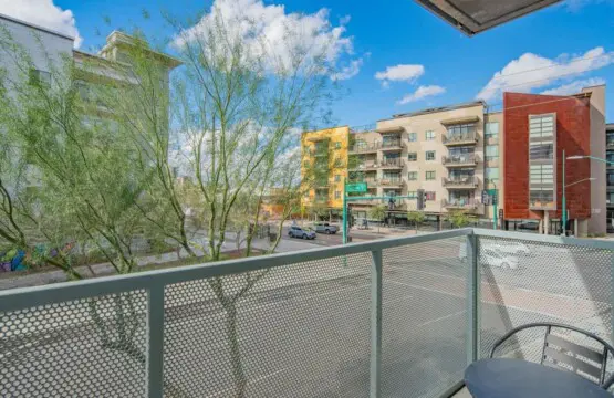 d2f5949d 5924 4a zG421.jpg