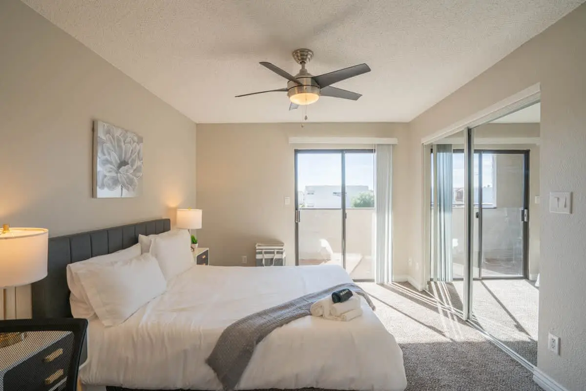 d79d76fe 14db 42 Lgcvq.jpg