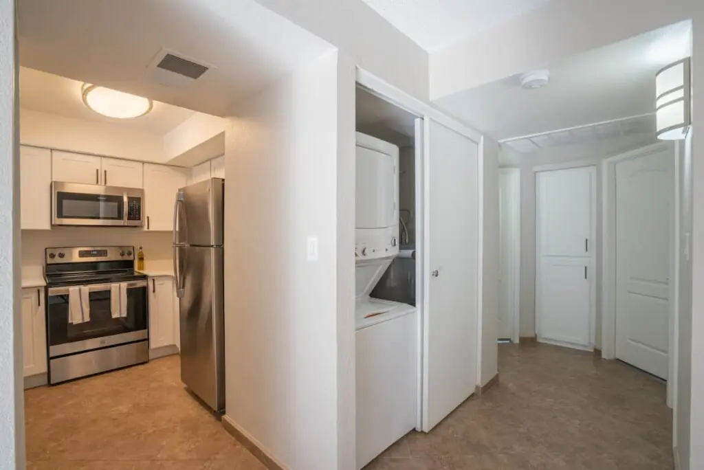 dc79105c 7bfd 43 nM2Wy.jpg