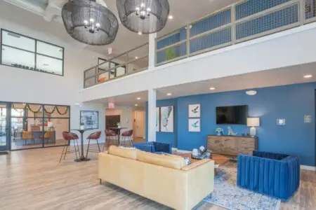 de55d797 f7d7 46 fBEWM.jpg