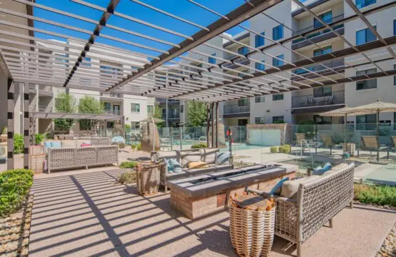 defbd380 5072 4e ezTu3.jpg