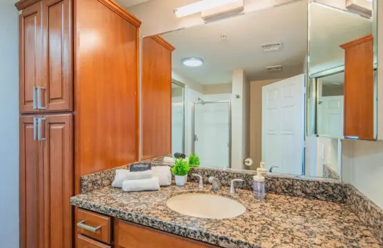 e0453801 74b4 40 Hq04U.jpg