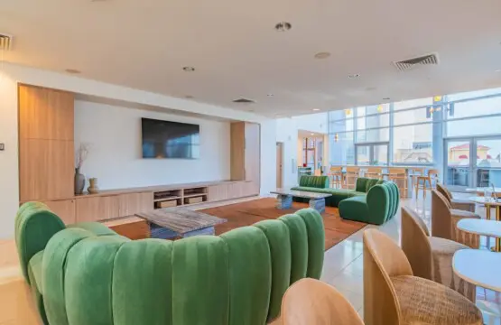 e08315f6 b362 47 q7iRf.jpg