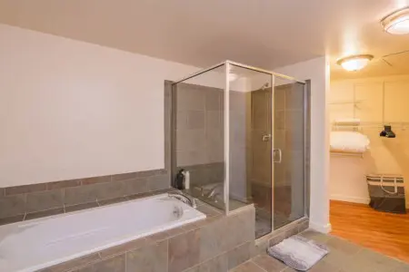 e2c405b1 5653 47 11fNr.jpg