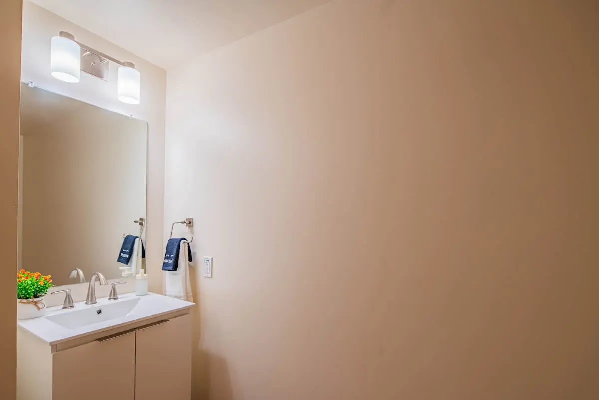 e5fbd6d7 d750 43 gbmNx.jpg