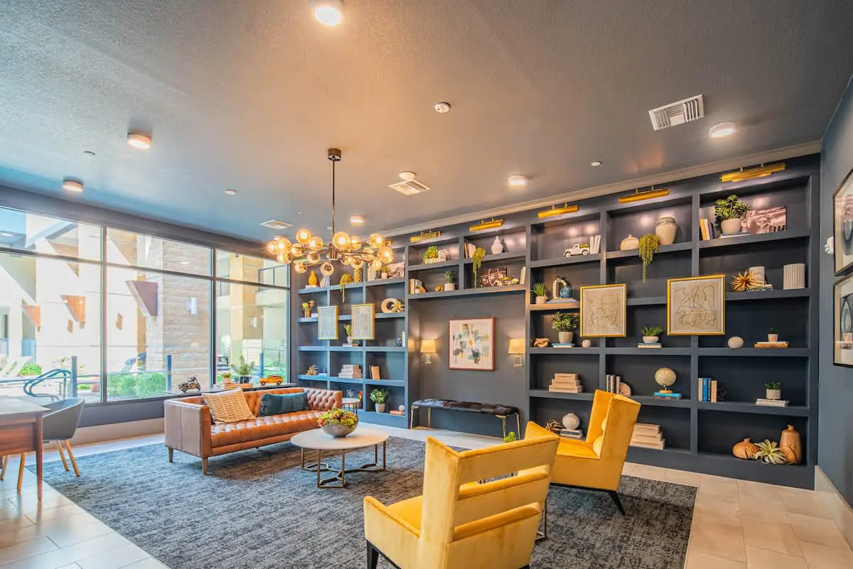 e947e179 f5eb 42 mxrLD.jpg