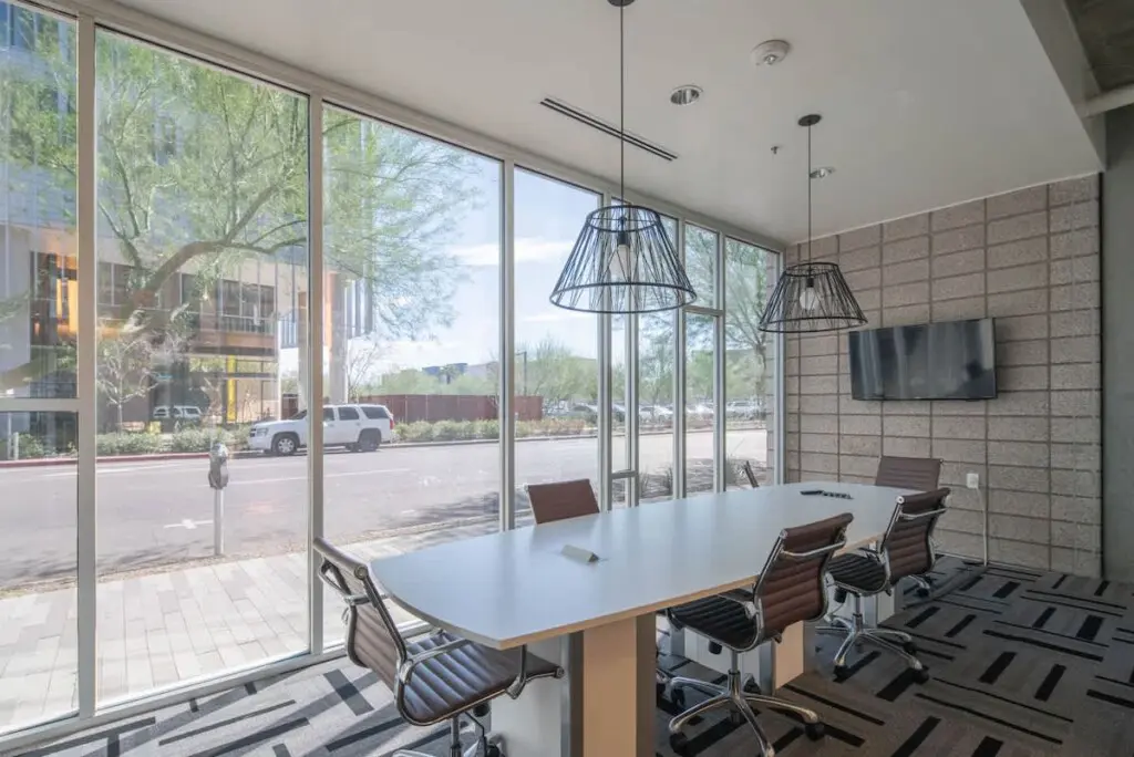 eb0b98e5 bcc2 4a 6MOzb.jpg