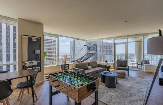 efed9088 c8e2 40 degCY.jpg