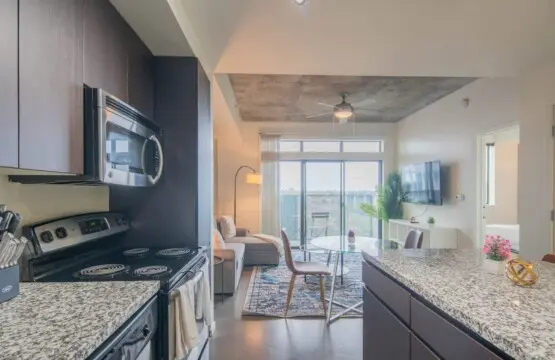 f1aa2b2b 8c71 42 I8 LF.jpg