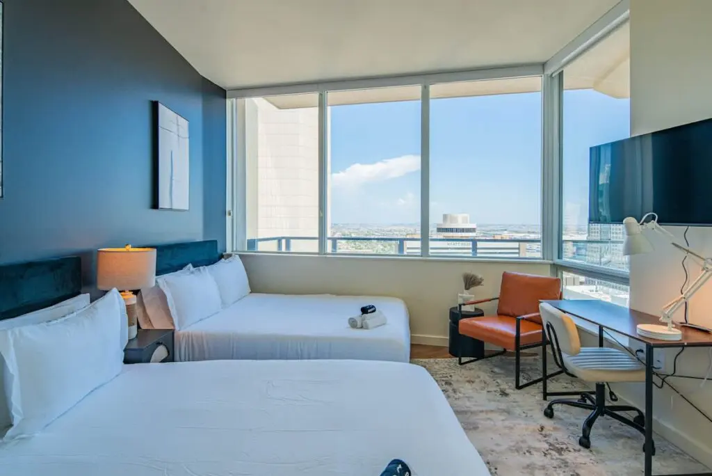 f304122f b0fc 4c 8uVJh.jpg