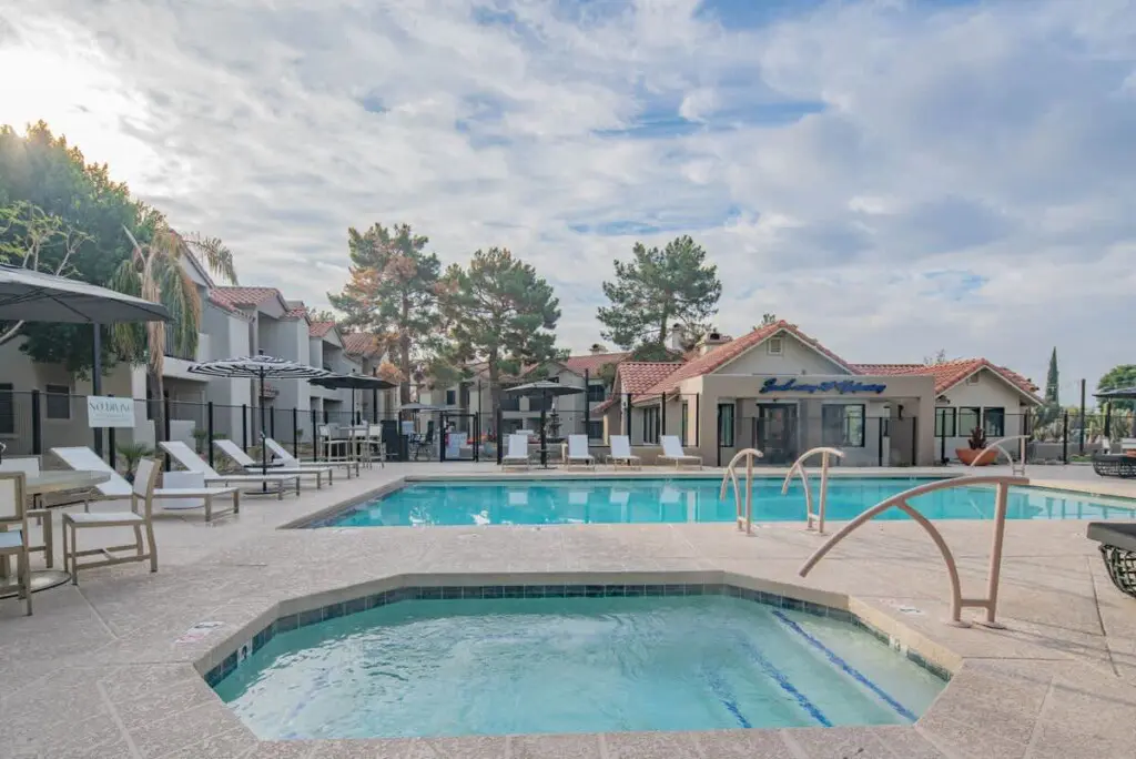 f3b3b06f 8ae9 41 qIlxr.jpg