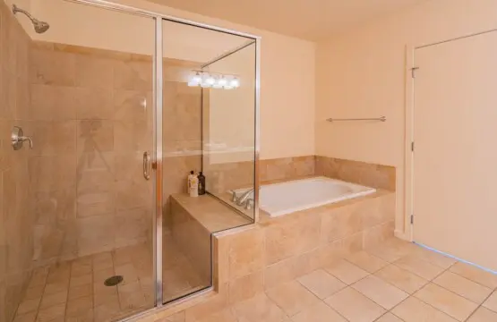 f5ce7152 3aaa 40 nEihR.jpg