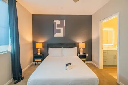 fbc414c4 92e7 45 FABg1.jpg