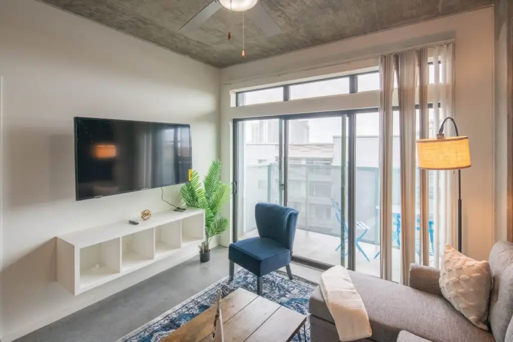 fdf149da 0f40 41 y49LV.jpg