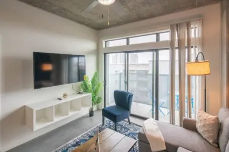 fdf149da 0f40 41 y49LV.jpg