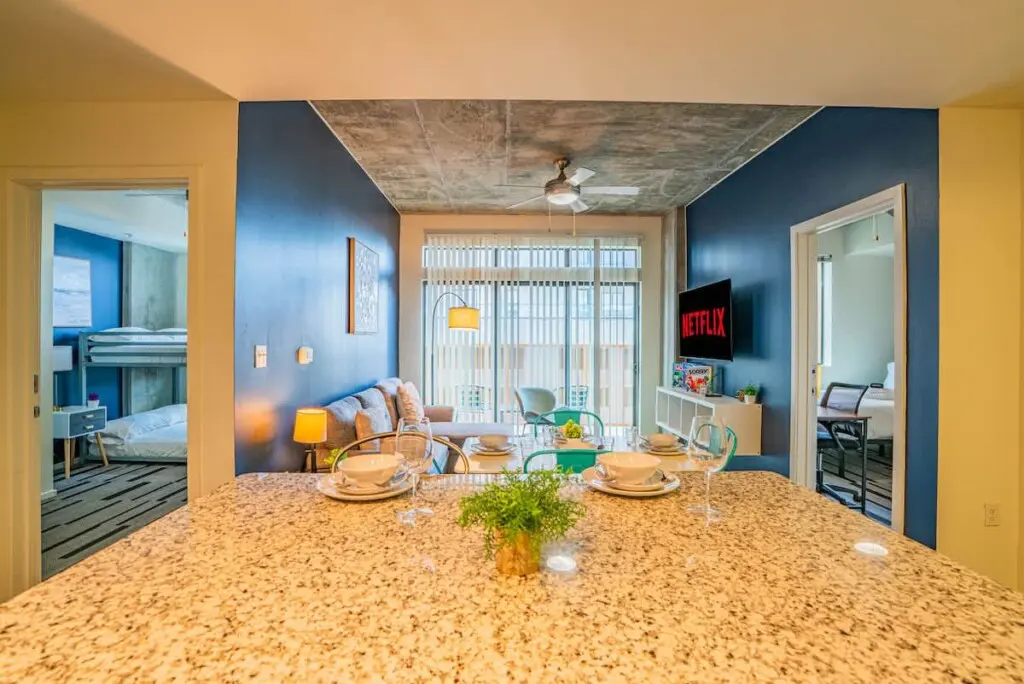 0428f7d2 c93d 47 nGomL.jpg