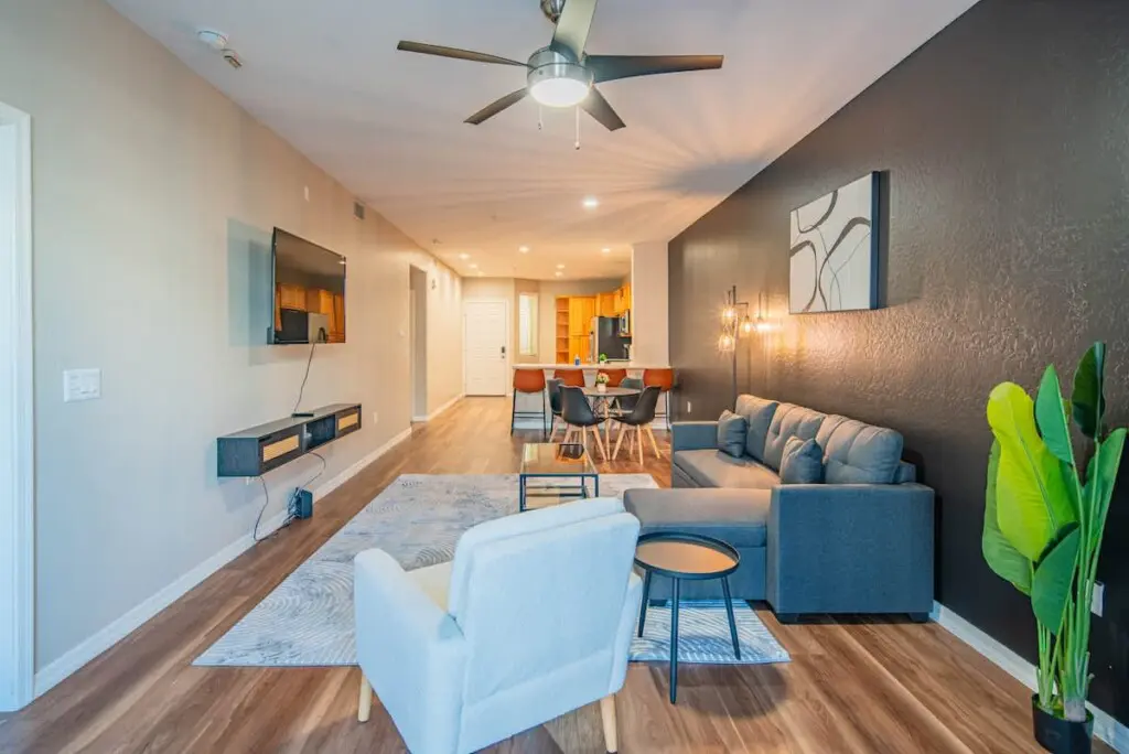 08ff9a5b c534 4e GzXbg.jpg