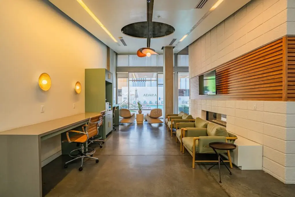 3756881d 4172 46 Lql9U.jpg