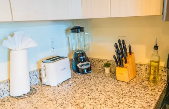 4ba77c49 2748 45 4SevU.jpg