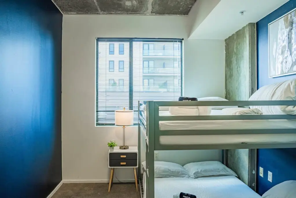 53c0c917 2271 4c 9zsZd.jpg