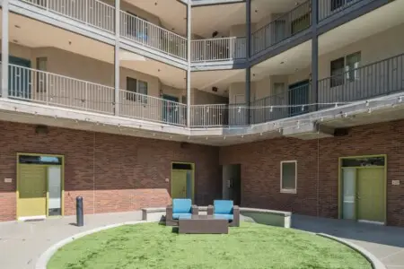 57d0a9bb 7ccf 42 p622K.jpg