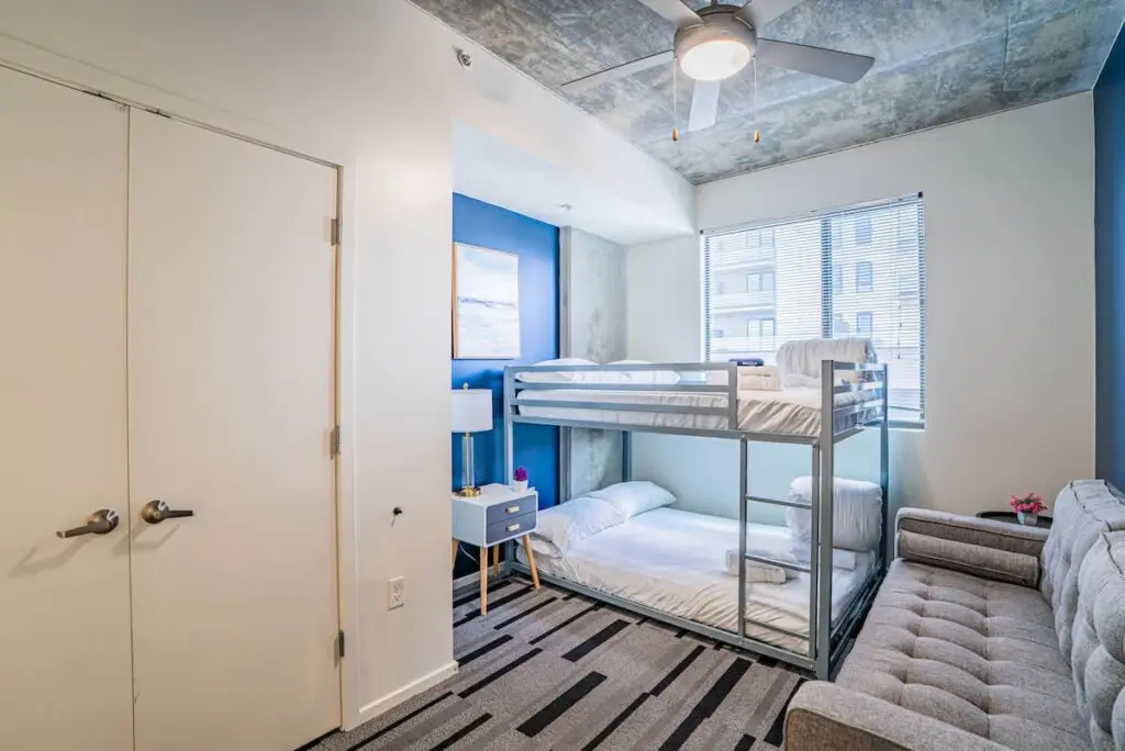 5e03b70a b62d 46 zZIMx.jpg