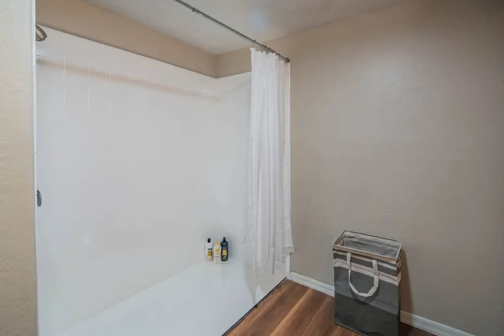 747a8160 8651 4d zzNO8.jpg