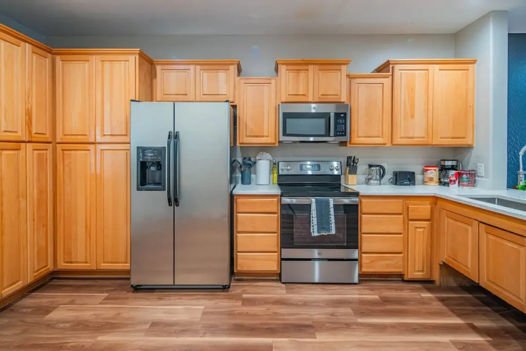 7af16c6f b040 4d xkGFl.jpg