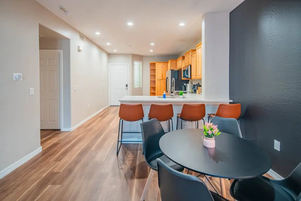 8af34b13 f6ae 4c EsNFI.jpg