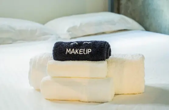 9fb5317c eb04 49 V8nGH.jpg