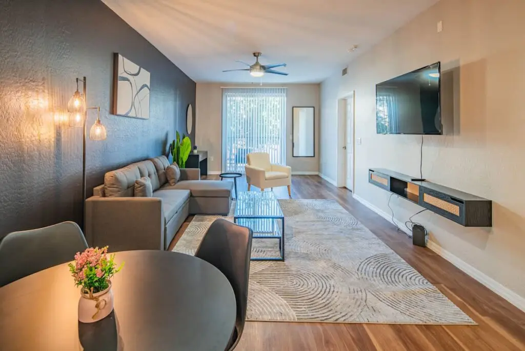 a0a03b33 c490 4a OtwAz.jpg